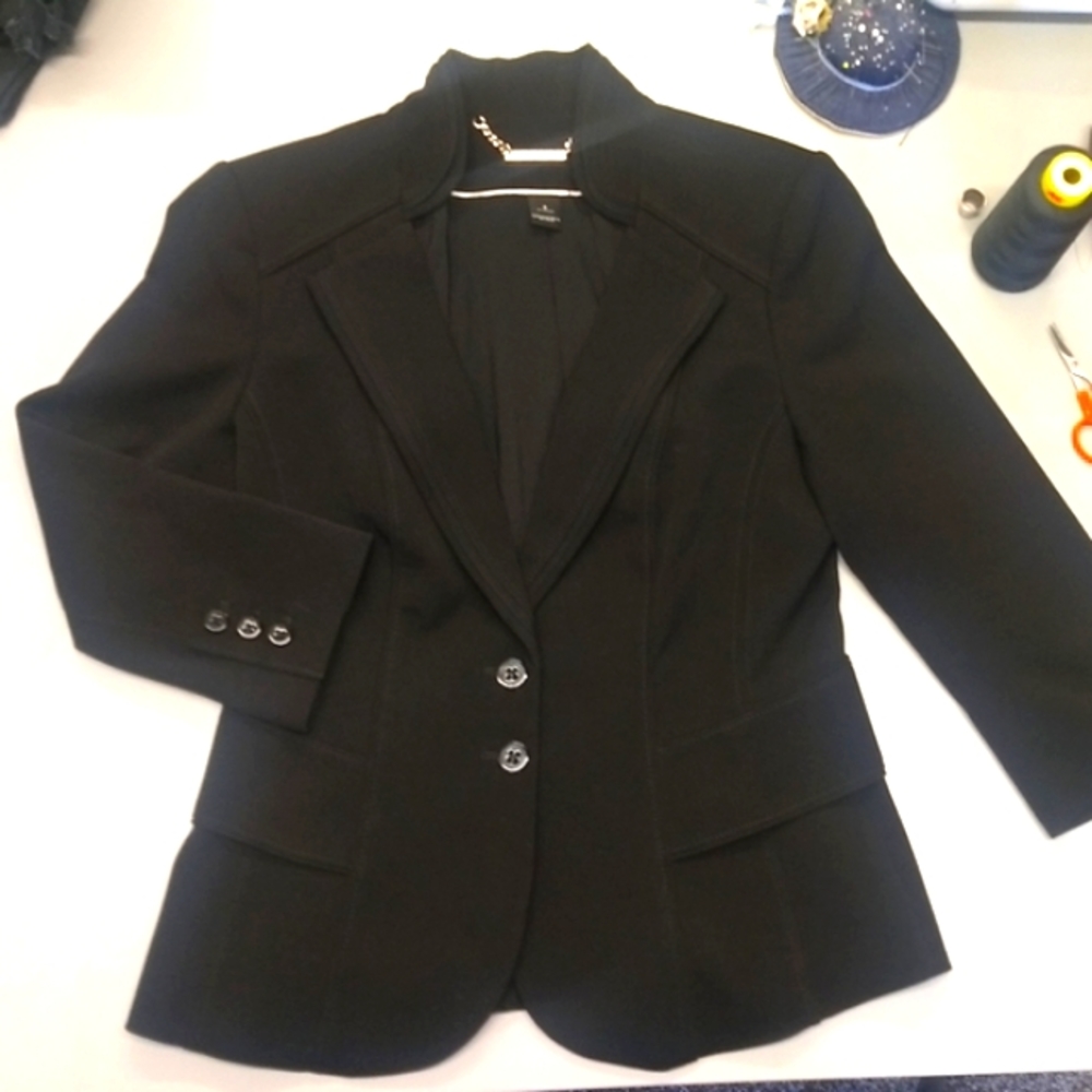 LIKE NEW! WHBM Circa 2012 Military-style blazer